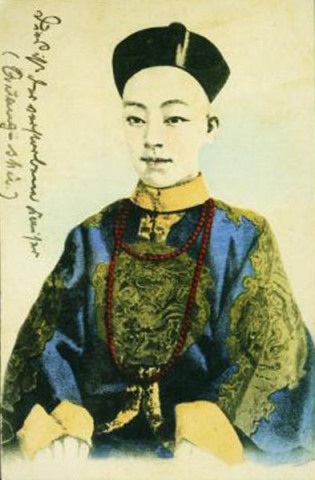 Guangxu Emperor (1871–1908), the penultimate Qing emperor, to institute reforms in 1898.